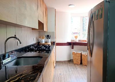 Apartamento en venta en El Poblado, Medellín · foto 8 de 20