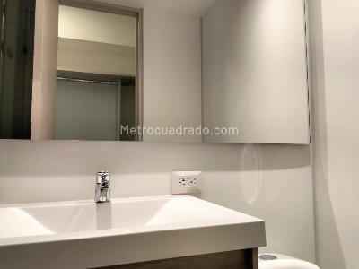 Apartamento de 2 alcobas en arriendo en Envigado, Envigado, 76 m² · foto 12 de 13