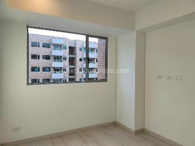 Apartamento de 2 alcobas en arriendo en Envigado, Envigado, 76 m² · foto 6 de 13