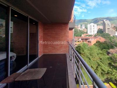 Apartamento de 1 alcoba en arriendo en Lalinde, Medellín, 87 m² · foto 12 de 13