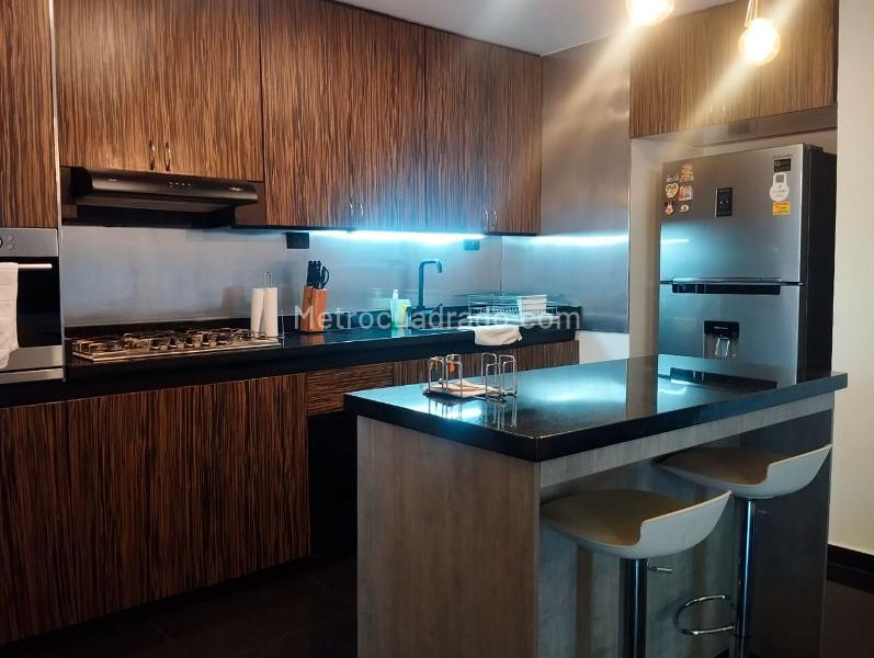 1BR Apartaestudio in El Poblado with Balcony & Parking - 7