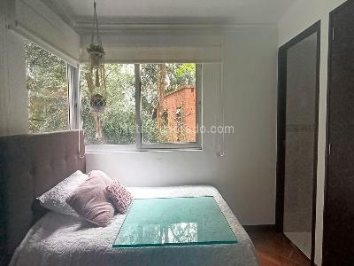 Casa de 3 alcobas en venta en El Poblado, Medellín, 415 m² · foto 13 de 20