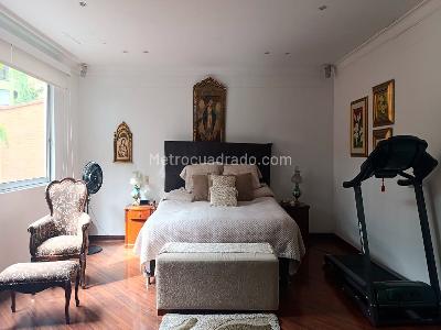 Casa de 3 alcobas en venta en El Poblado, Medellín, 415 m² · foto 7 de 20