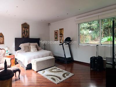 Casa de 3 alcobas en venta en El Poblado, Medellín, 415 m² · foto 9 de 20