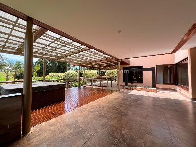 Casa de 4 alcobas en venta en Llanogrande, Rionegro, 500 m² · foto 16 de 20