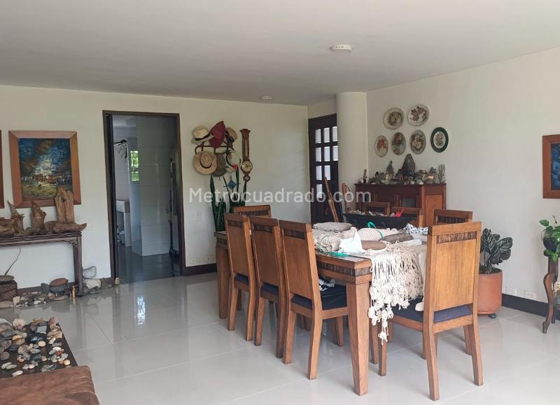 Apartamento en arriendo en El Poblado (Unidad Cerrada) - 2