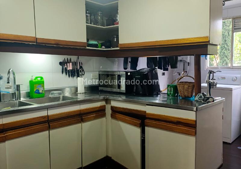 Apartamento en arriendo en El Poblado (Unidad Cerrada) - 6