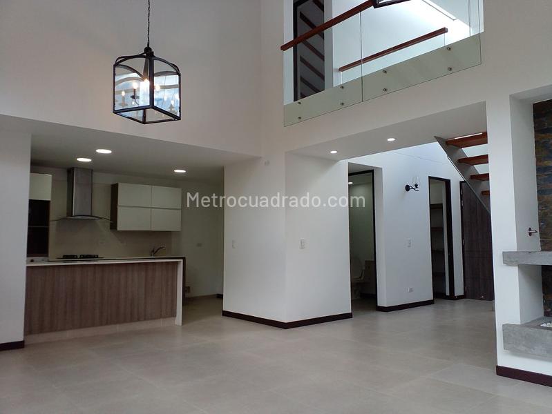 4BR House in EL RETIRO (209 m²) - 4