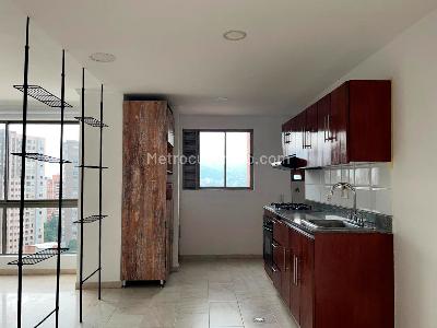 Apartamento en venta en El Poblado, Medellín · foto 4 de 17