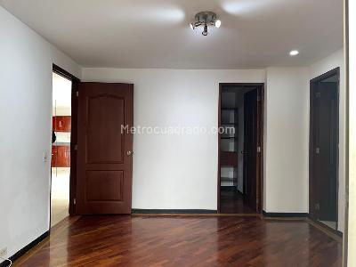 Apartamento en venta en El Poblado, Medellín · foto 8 de 17