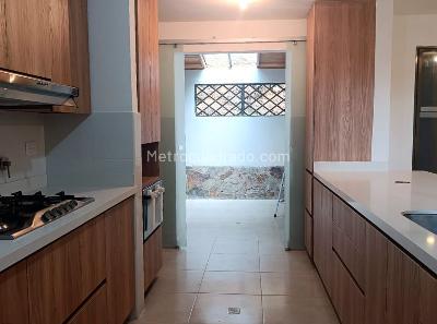 Casa de 3 alcobas en venta en El Poblado, Medellín, 150 m² · foto 7 de 20