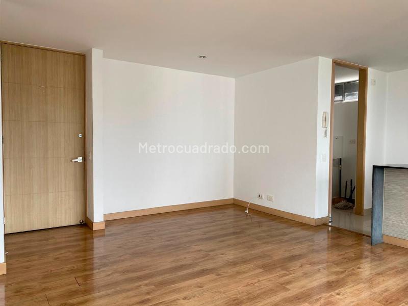 Apartamento Moderno de 2 Alcobas con Piscina en El Poblado - 3