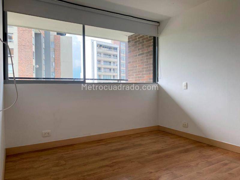 Apartamento Moderno de 2 Alcobas con Piscina en El Poblado - 8