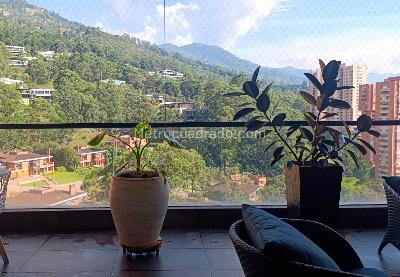 Apartamento de 3 alcobas en venta en El Poblado, Medellín, 235 m² · foto 19 de 20