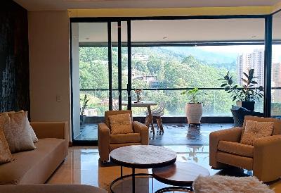 Apartamento de 3 alcobas en venta en El Poblado, Medellín, 235 m² · foto 2 de 20