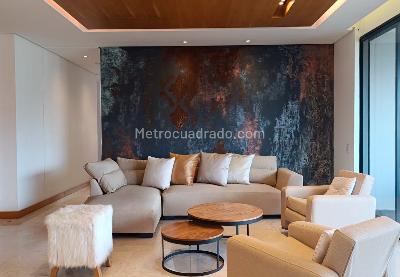 Apartamento de 3 alcobas en venta en El Poblado, Medellín, 235 m² · foto 3 de 20