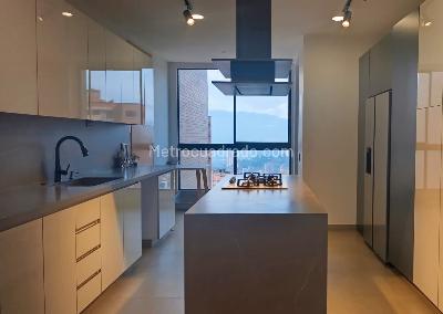 Apartamento de 3 alcobas en venta en El Poblado, Medellín, 235 m² · foto 7 de 20