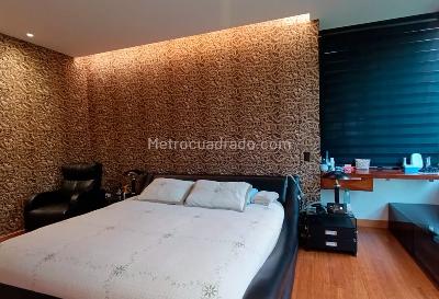 Apartamento de 3 alcobas en venta en El Poblado, Medellín, 235 m² · foto 12 de 19