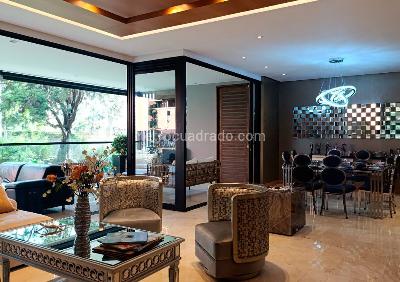 Apartamento de 3 alcobas en venta en El Poblado, Medellín, 235 m² · foto 5 de 19