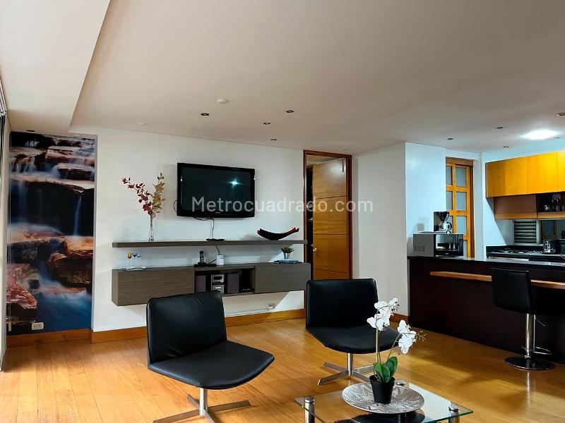 Furnished Studio Apartment Near Services in El Poblado - 3