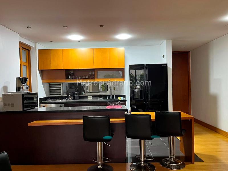 Furnished Studio Apartment Near Services in El Poblado - 5