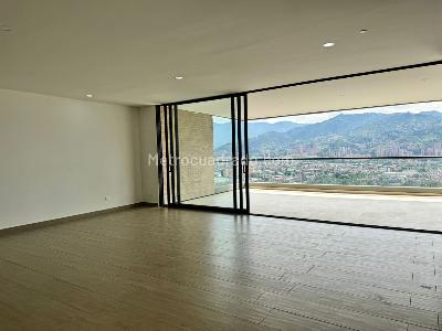 Apartamento en venta en Envigado, Envigado · foto 2 de 20
