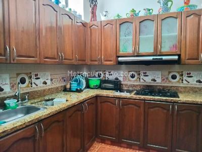 Casa de 4 alcobas en venta en El Poblado, Medellín, 340 m² · foto 11 de 20