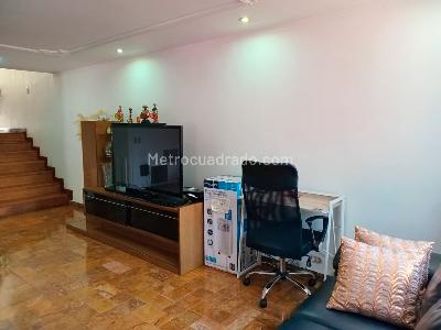 Casa de 4 alcobas en venta en El Poblado, Medellín, 340 m² · foto 4 de 20
