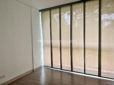 Apartamento en venta en El Poblado, Medellín · foto 10 de 17
