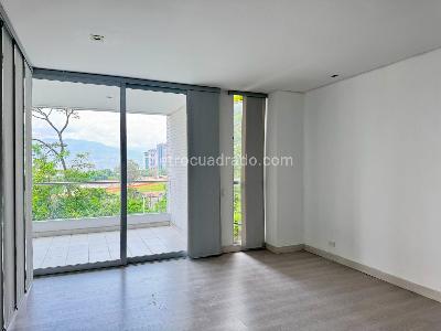 Apartamento en venta en El Poblado, Medellín · foto 12 de 17