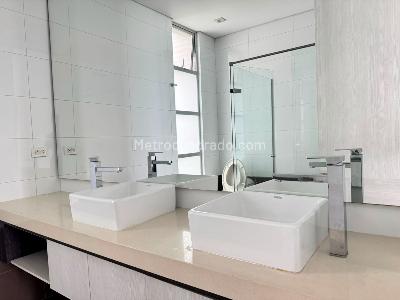 Apartamento en venta en El Poblado, Medellín · foto 14 de 17