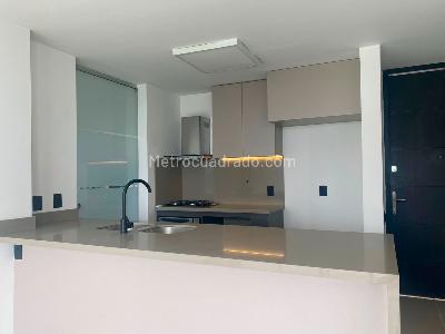 Apartamento de 1 alcoba en arriendo en El Poblado, Medellín, 68 m² · foto 5 de 13