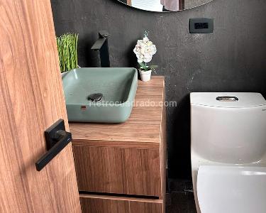 Apartamento de 3 alcobas en venta en El Poblado, Medellín, 171 m² · foto 12 de 12