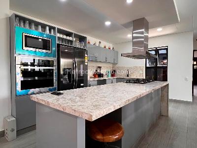 Casa de 3 alcobas en venta en Llanogrande, Rionegro, 420 m² · foto 5 de 20