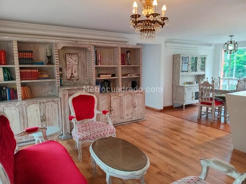 3BR Apartment for Rent in El Poblado with Parking - 2