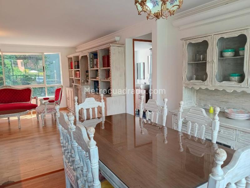 3BR Apartment for Rent in El Poblado with Parking - 3