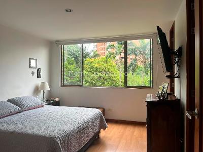 Apartamento de 3 alcobas en venta en Los Balsos, Medellín, 125 m² · foto 11 de 19