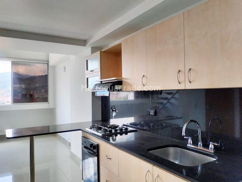 Stylish 1BR Studio Apartment in El Poblado - 6