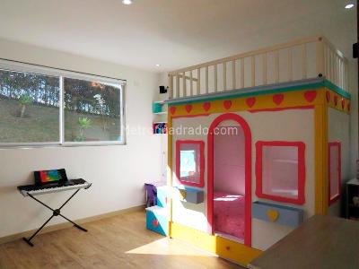 Casa de 2 alcobas en venta en Envigado, Envigado, 450 m² · foto 10 de 16