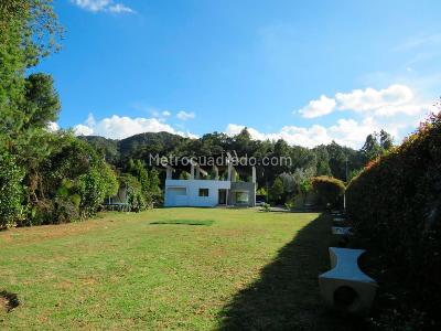 Casa de 2 alcobas en venta en Envigado, Envigado, 450 m² · foto 15 de 16