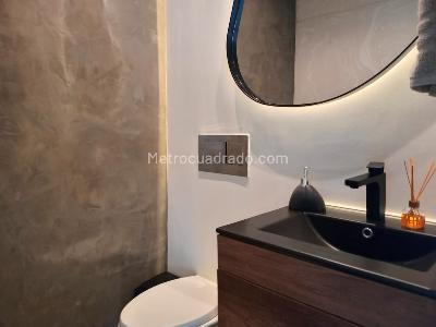 Apartamento de 2 alcobas en venta en El Poblado, Medellín, 190 m² · foto 17 de 18
