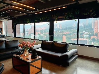 Apartamento de 2 alcobas en venta en El Poblado, Medellín, 190 m² · foto 2 de 18