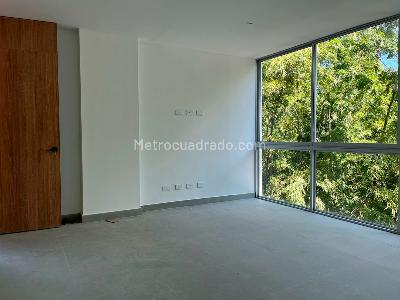 Casa de 3 alcobas en venta en Envigado, Envigado, 323 m² · foto 12 de 20