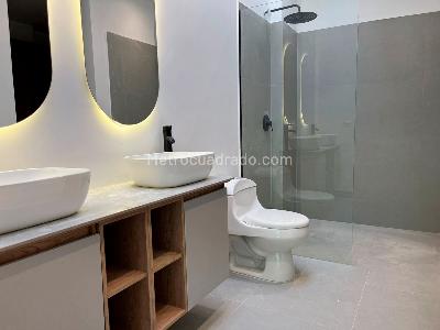 Casa de 3 alcobas en venta en Envigado, Envigado, 323 m² · foto 17 de 20