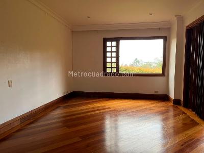 Casa de 3 alcobas en venta en Envigado, Envigado, 588 m² · foto 14 de 20