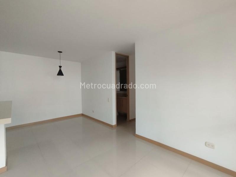 Cozy 3BR Apartment in El Poblado - 4