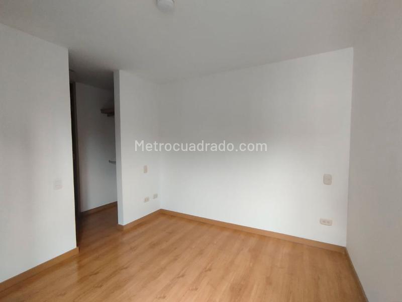 Cozy 3BR Apartment in El Poblado - 9