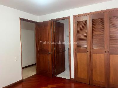 Apartamento de 3 alcobas en venta en El Poblado, Medellín, 170 m² · foto 15 de 20