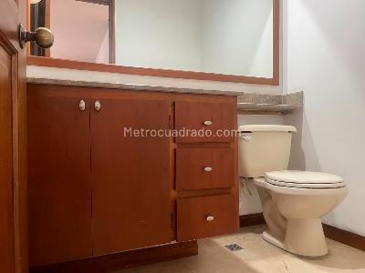 Apartamento de 3 alcobas en venta en El Poblado, Medellín, 170 m² · foto 19 de 20
