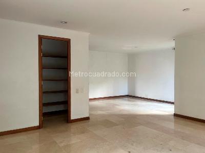 Apartamento de 3 alcobas en venta en El Poblado, Medellín, 170 m² · foto 3 de 20